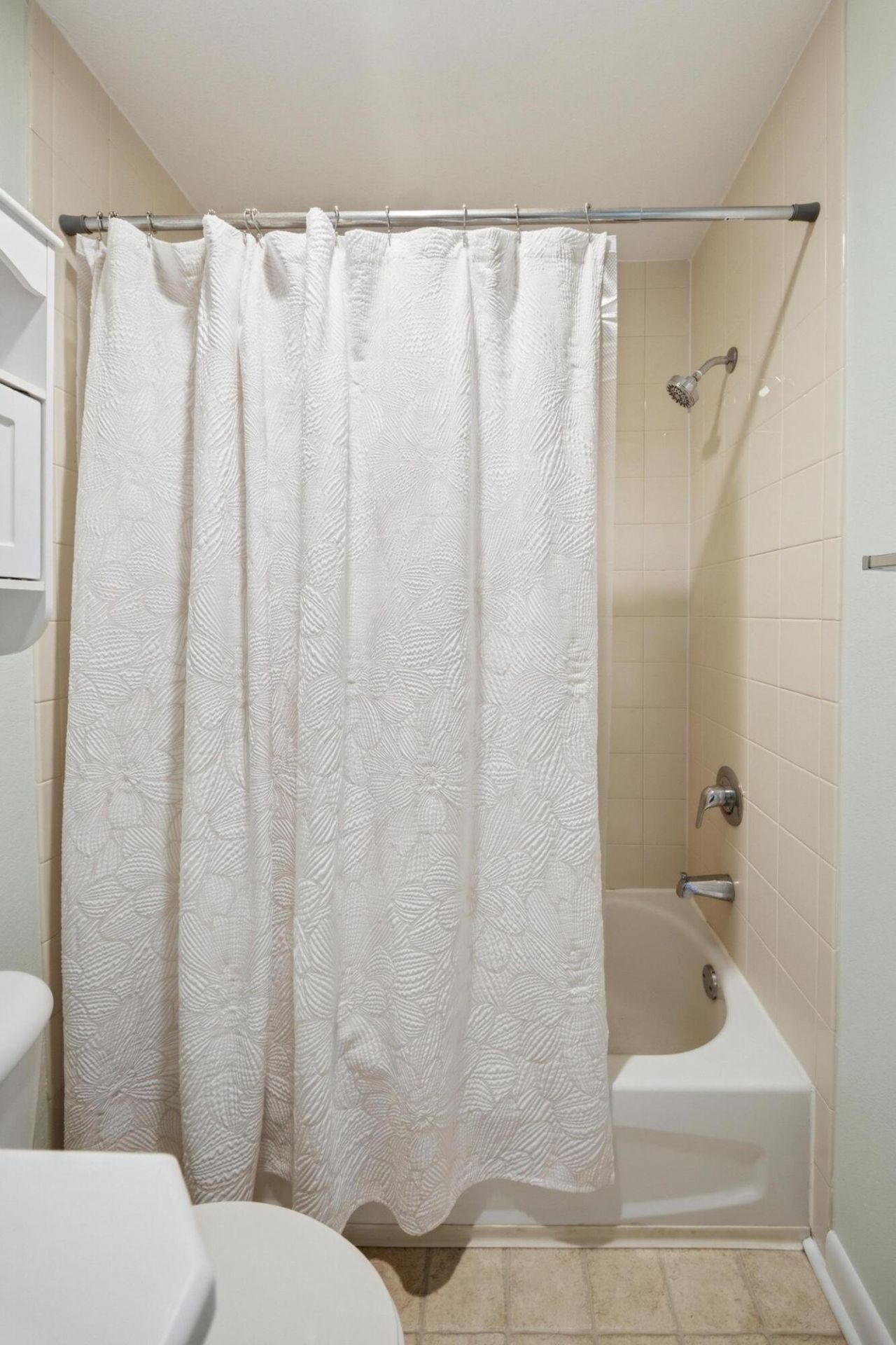 267 Alexandra Road Photo 32