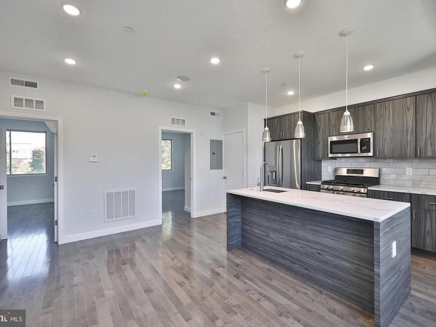 1939 N Darien Street, Unit 2, Philadelphia, PA 19122 Main Photo