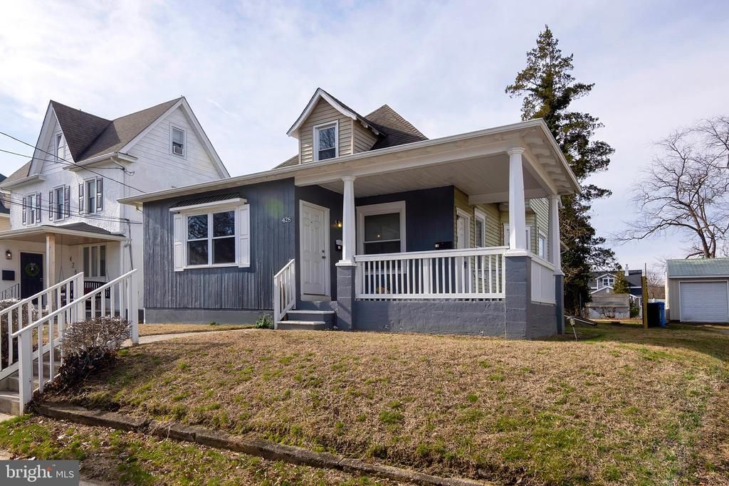 428 Summit Avenue, Westville, NJ 08093 Main Photo