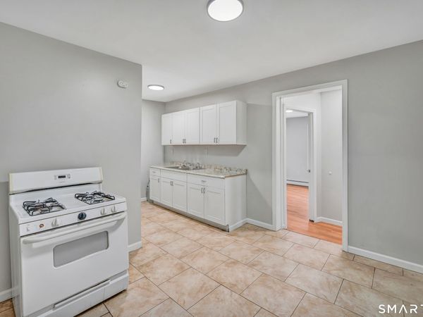 124 Central, Unit 1, Waterbury, CT 06702