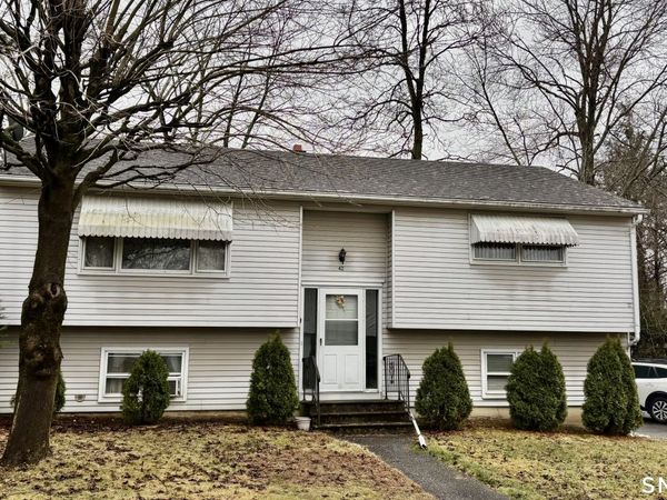 42 Harpswell, Torrington, CT 06790