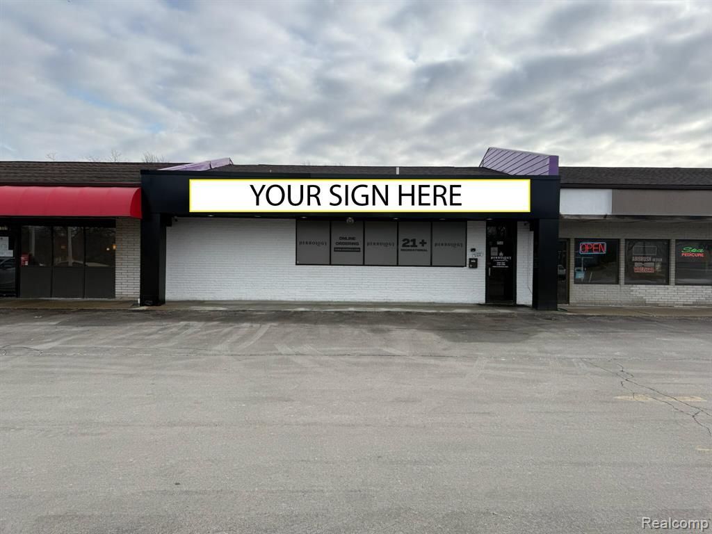 1561 W Maumee Street , Adrian, MI 49221 Main Photo