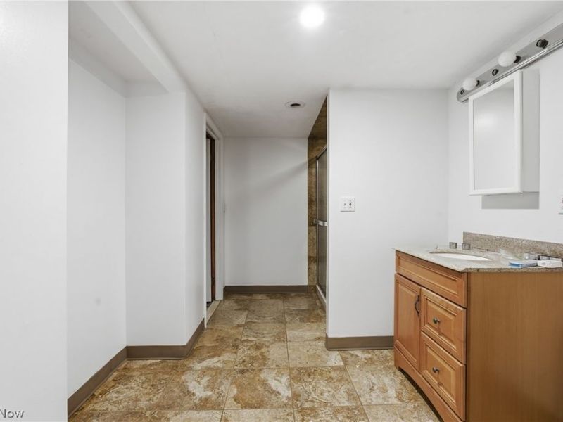 4391 Churchill, University Heights, OH 44118 Photo 16