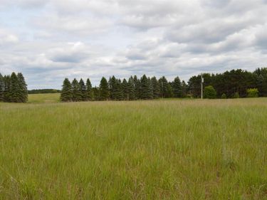 Summit City Road, Kingsley, MI 49649