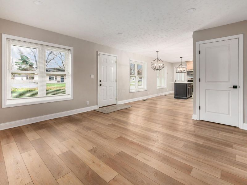 7238 Saratoga Avenue, Reynoldsburg, OH 43068 Photo 10