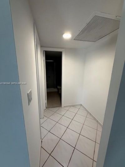 5750 E Collins Ave , Unit 3K, Miami Beach, FL 33140 Photo