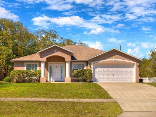 2062 DEARING AVENUE , DELTONA, FL 32725