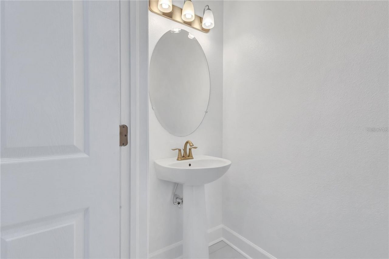 5830 Circa Fishhawk Boulevard , Lithia, FL 33547 Photo