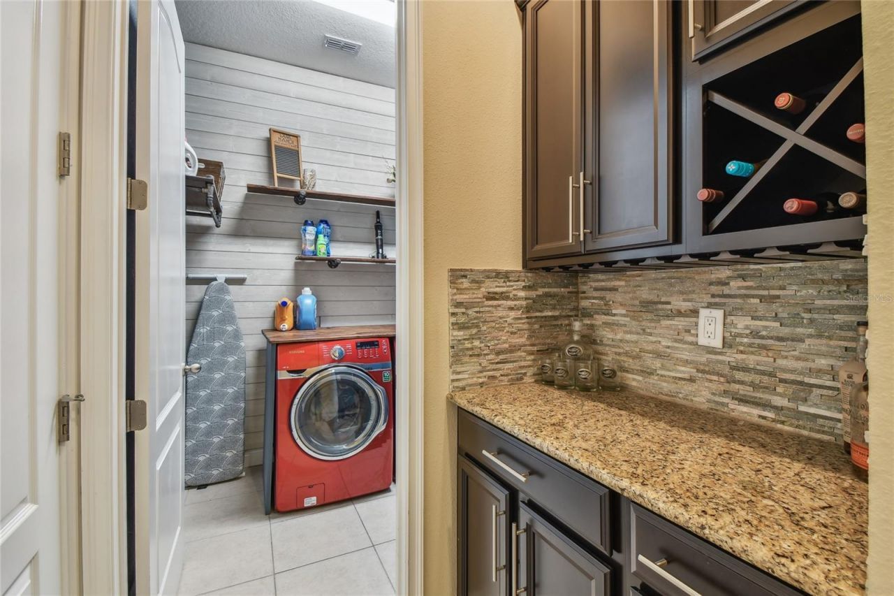 11307 Quiet Forest Drive, Tampa, FL 33635 Photo