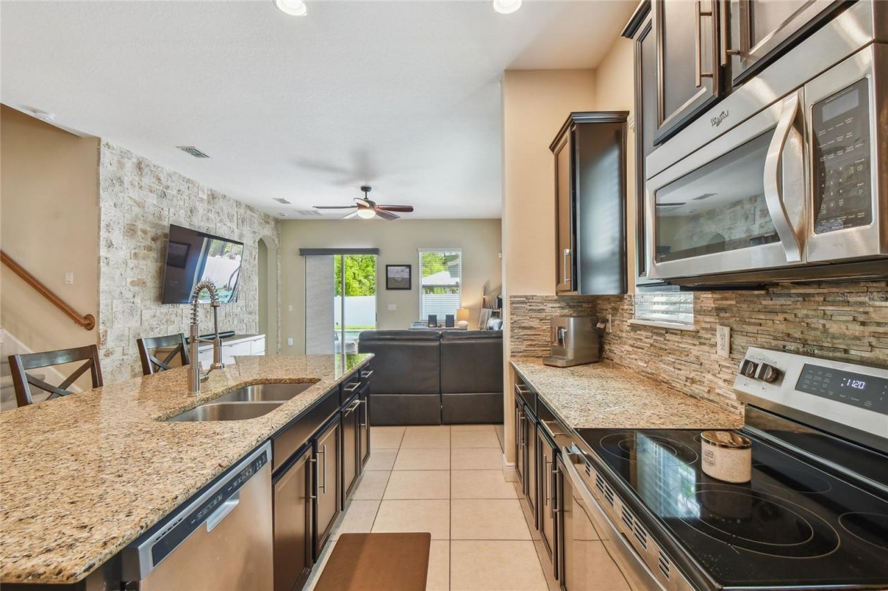 11307 Quiet Forest Drive, Tampa, FL 33635 Photo