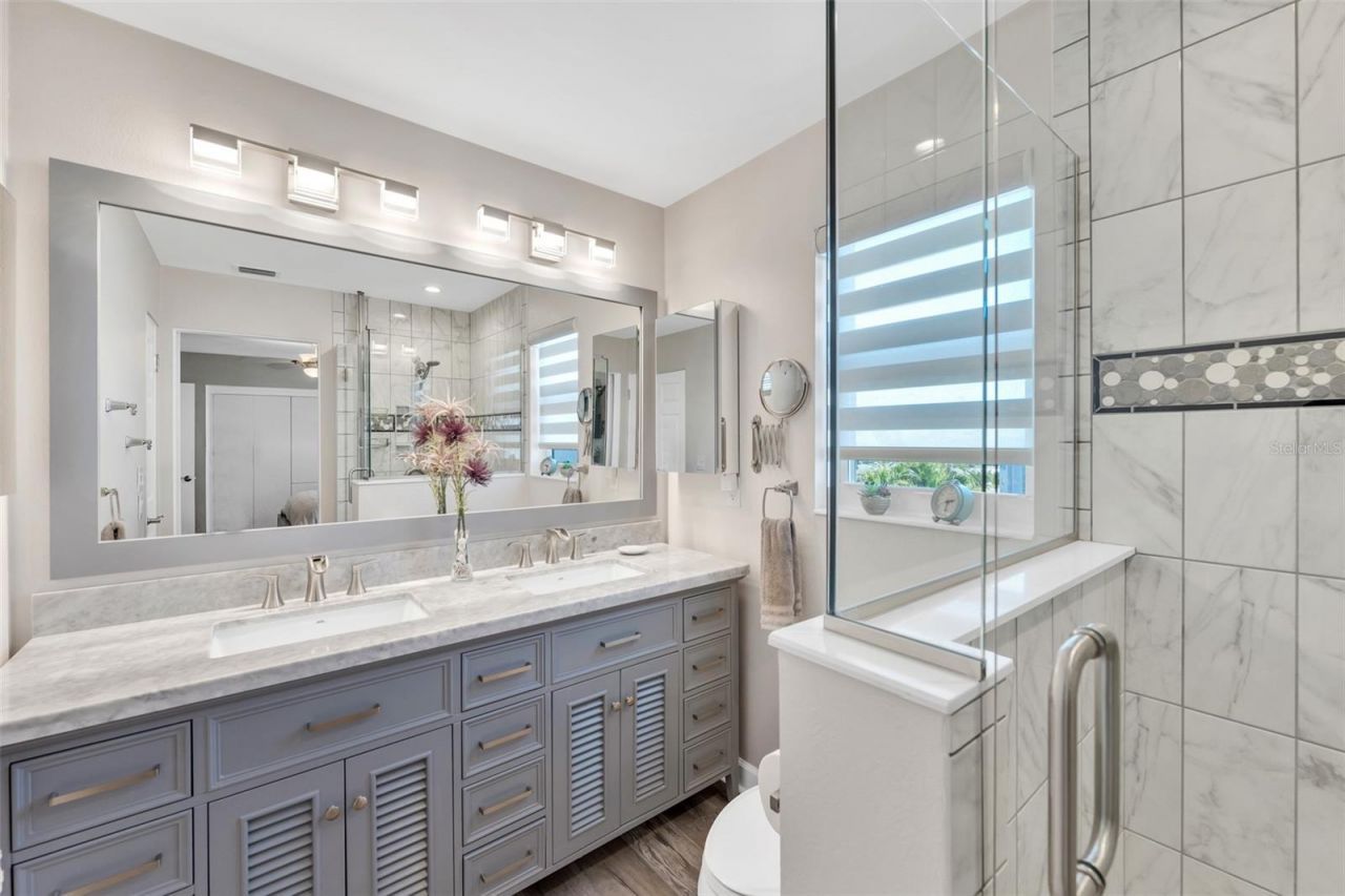 5400 Gulf Drive , Unit 32, Holmes Beach, FL 34217 Photo