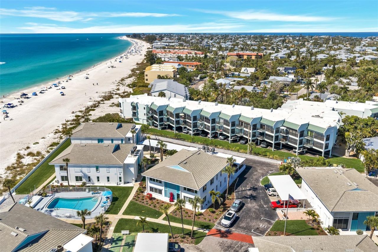 5400 Gulf Drive , Unit 32, Holmes Beach, FL 34217 Photo