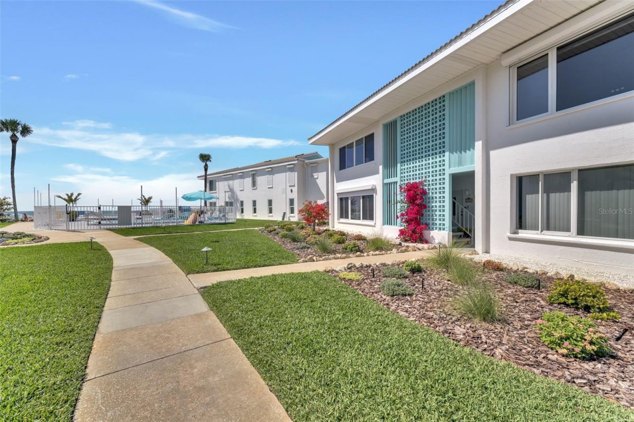 5400 Gulf Drive , Unit 32, Holmes Beach, FL 34217 Photo