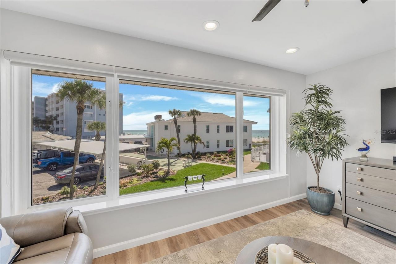 5400 Gulf Drive , Unit 32, Holmes Beach, FL 34217 Photo