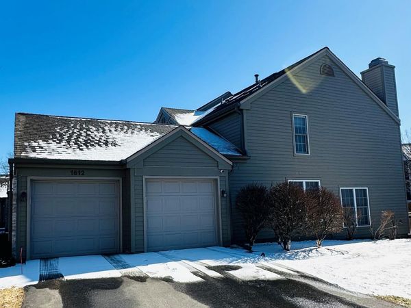 1612 Rose Hill Circle, Saint Paul, MN 55108