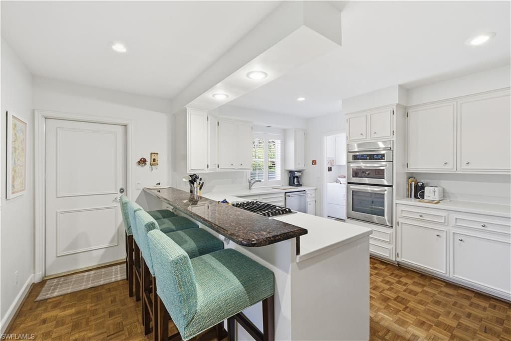 2700 Lantern Ln, Naples, FL 34102 Photo