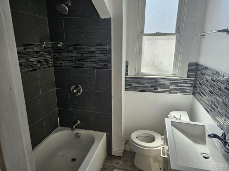 5945 Leffingwell Avenue, Cincinnati, OH 45224 Photo 6