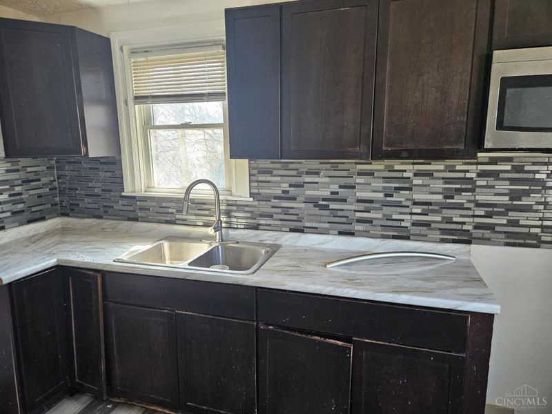 5945 Leffingwell Avenue, Cincinnati, OH 45224 Photo 9