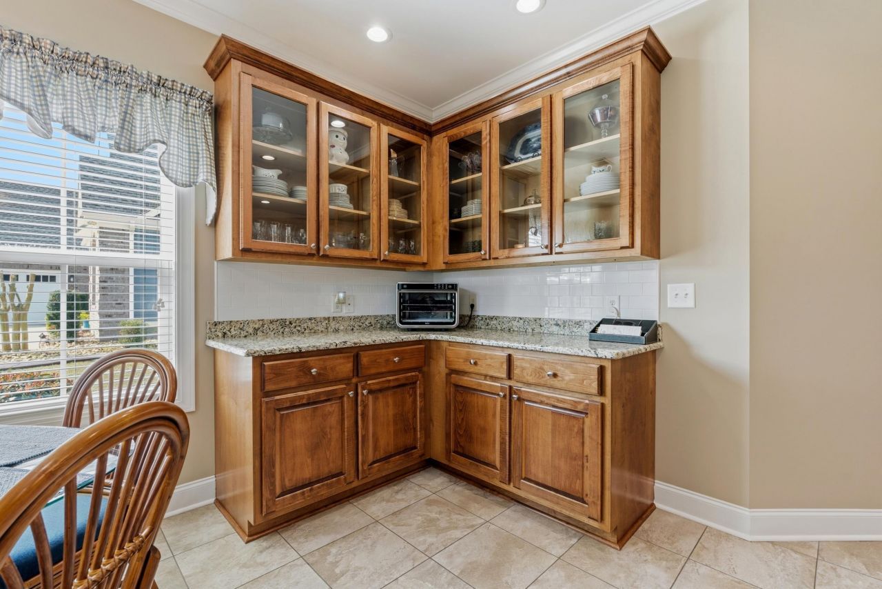 1025 Limpkin Dr. Photo 15