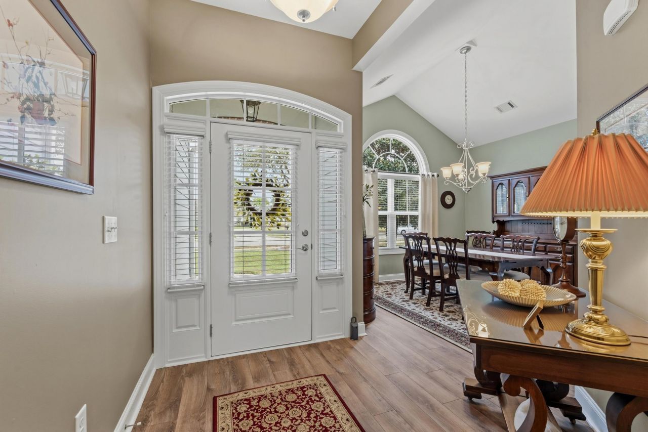 1025 Limpkin Dr. Photo 4