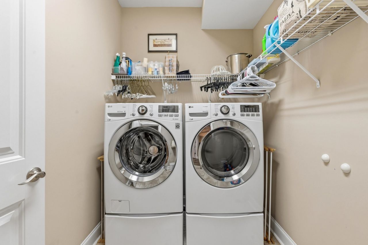 1025 Limpkin Dr. Photo 45