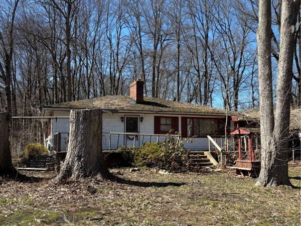 859 Jewell Road N, Newton Falls, OH 44444