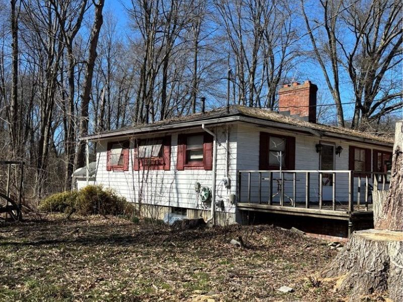 859 Jewell Road N, Newton Falls, OH 44444 Photo 2