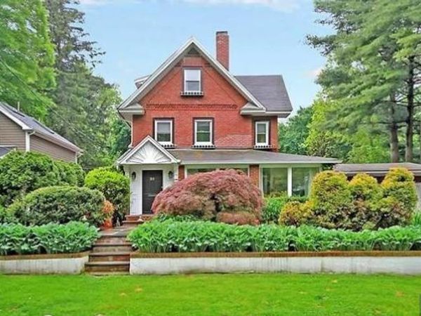 21 Meadow Street, DEMAREST, NJ 07627