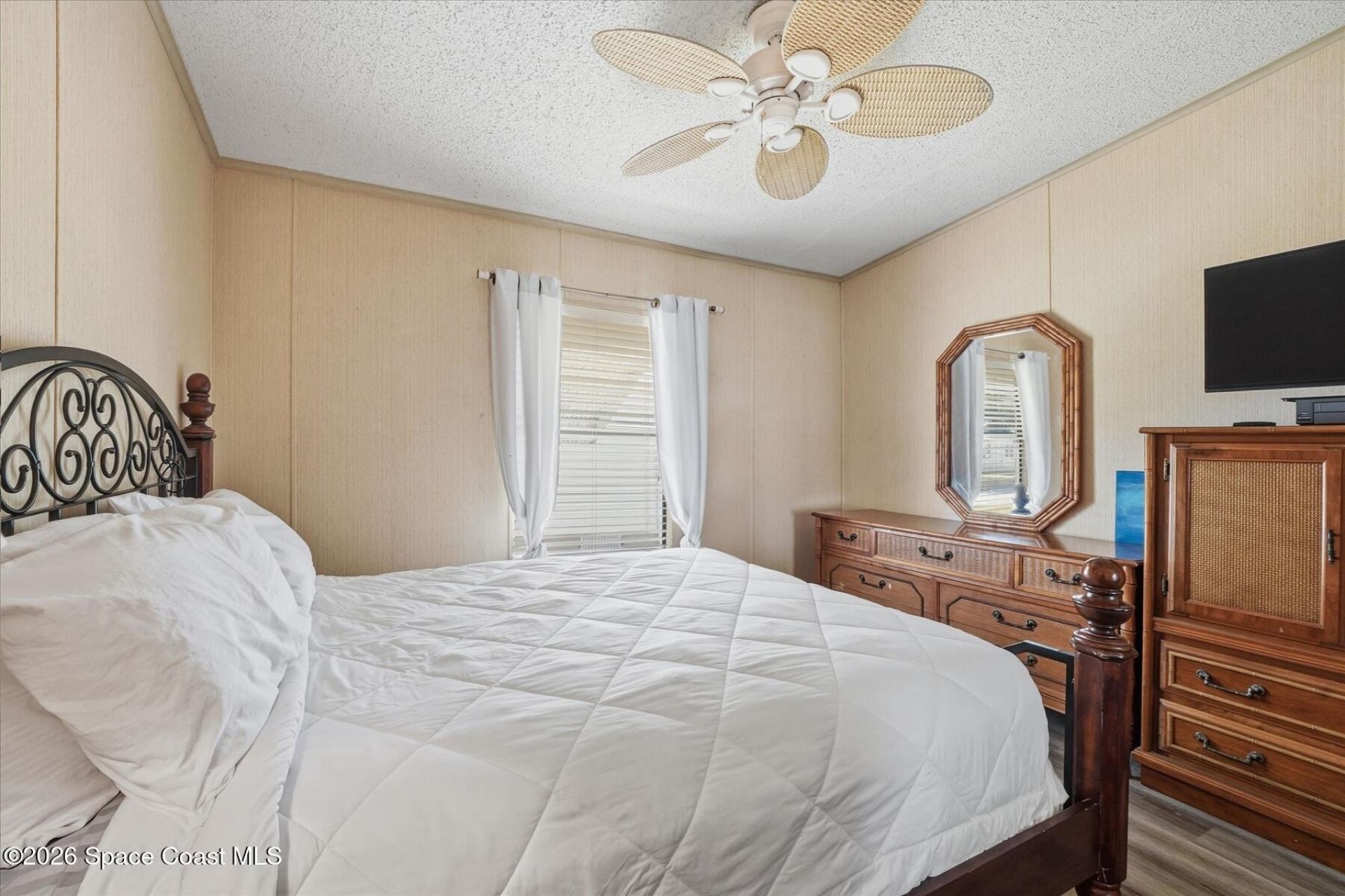 916 Jacaranda Drive, Barefoot Bay, FL 32976 Photo