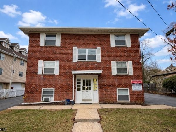 93 Centre St, Nutley, NJ 07110
