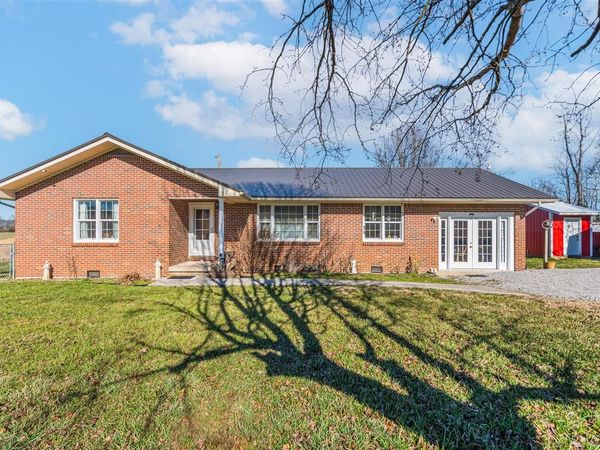 5360 Salt Lick Road , Burkesville, KY 42717