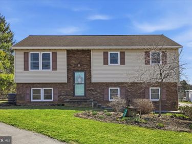 3481 MOUNT JOY ROAD, MOUNT JOY, PA 17552