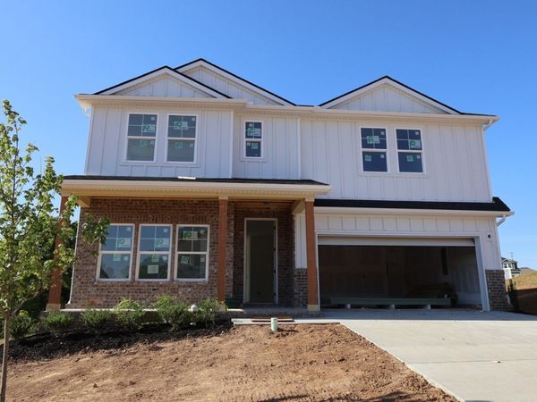 3204 Gravity Dr, Columbia, TN 38401