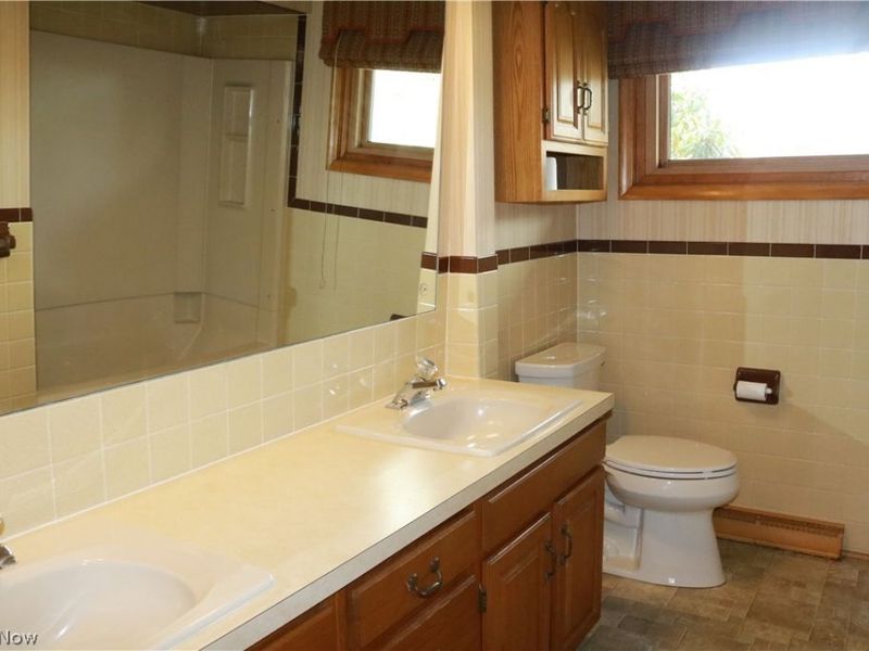 3788 Carl Street NW, Uniontown, OH 44685 Photo 11