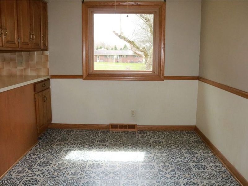 3788 Carl Street NW, Uniontown, OH 44685 Photo 8