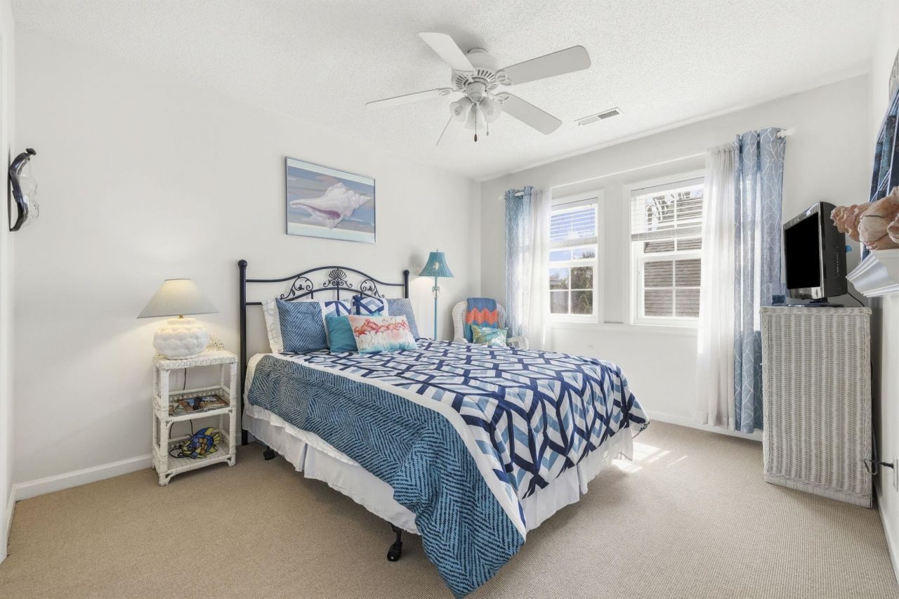 1607 Haven Dr. Photo 28