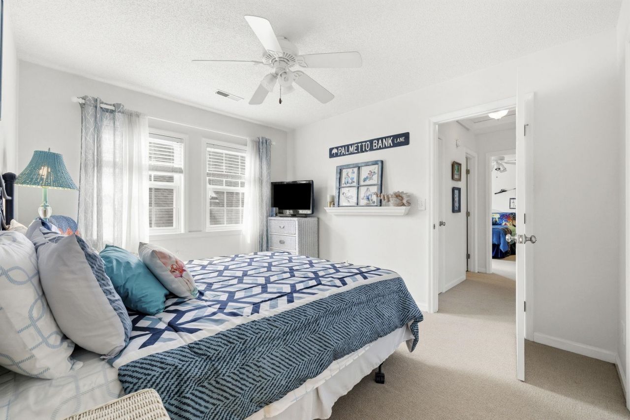 1607 Haven Dr. Photo 29