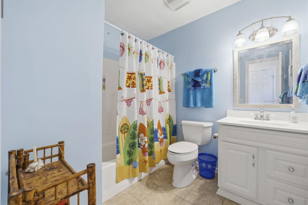 1607 Haven Dr. Photo 32