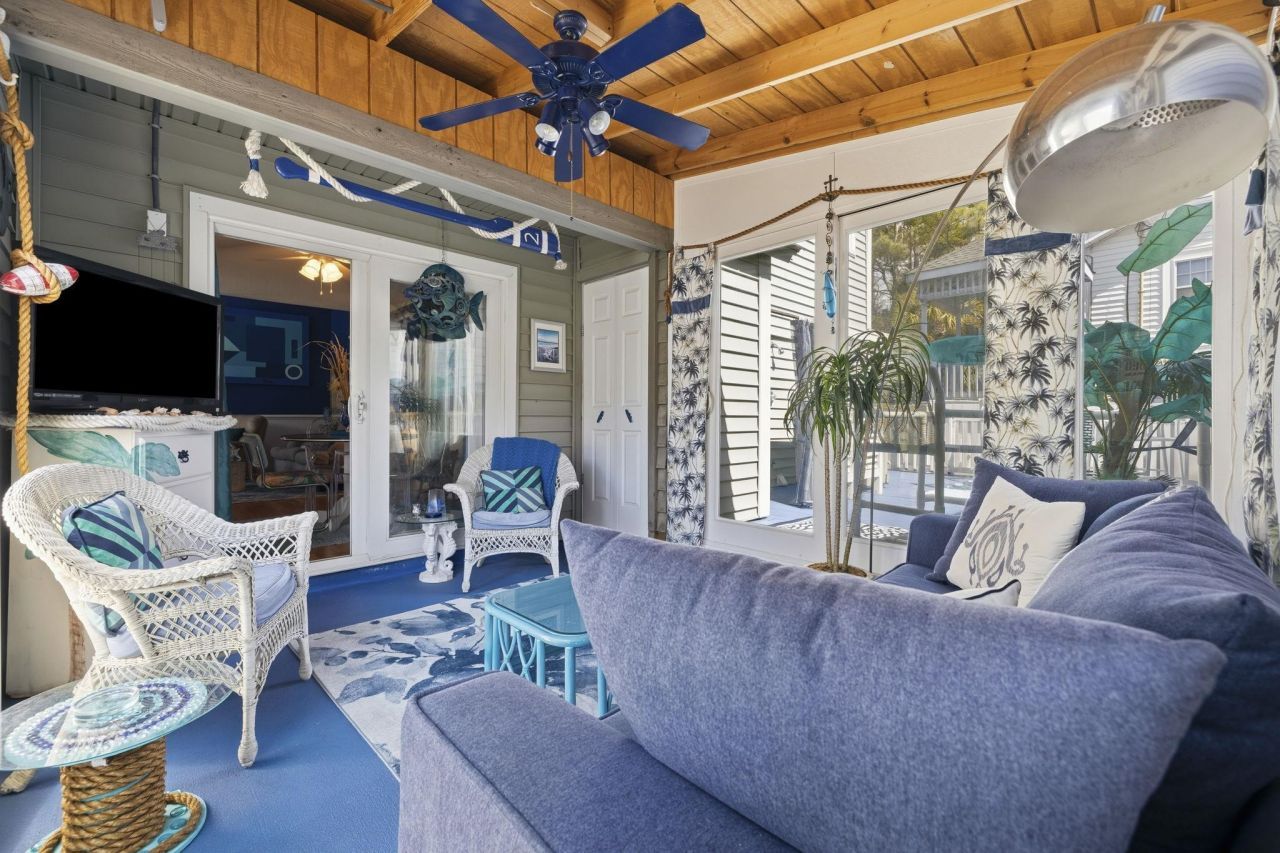 1607 Haven Dr. Photo 37