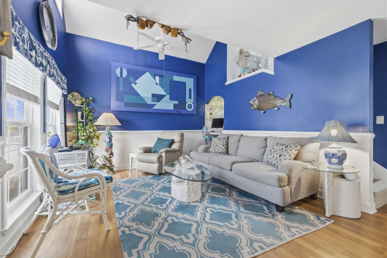 1607 Haven Dr. Photo 6