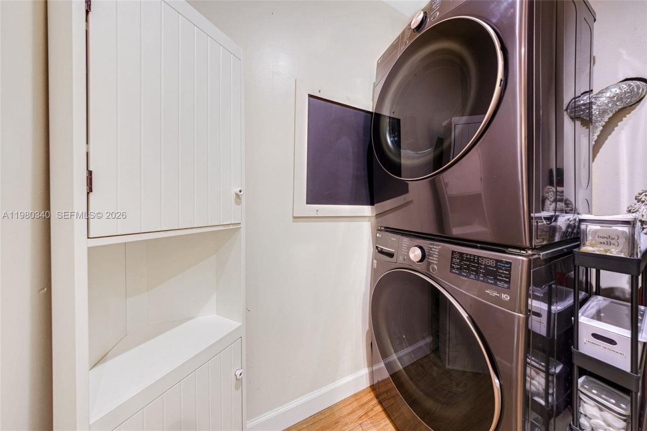 172 Bentley Dr, Miami Springs, FL 33166 Photo