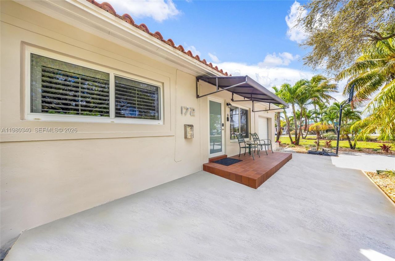 172 Bentley Dr, Miami Springs, FL 33166 Photo