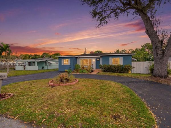 6215 SW 20th St, Miramar, FL 33023