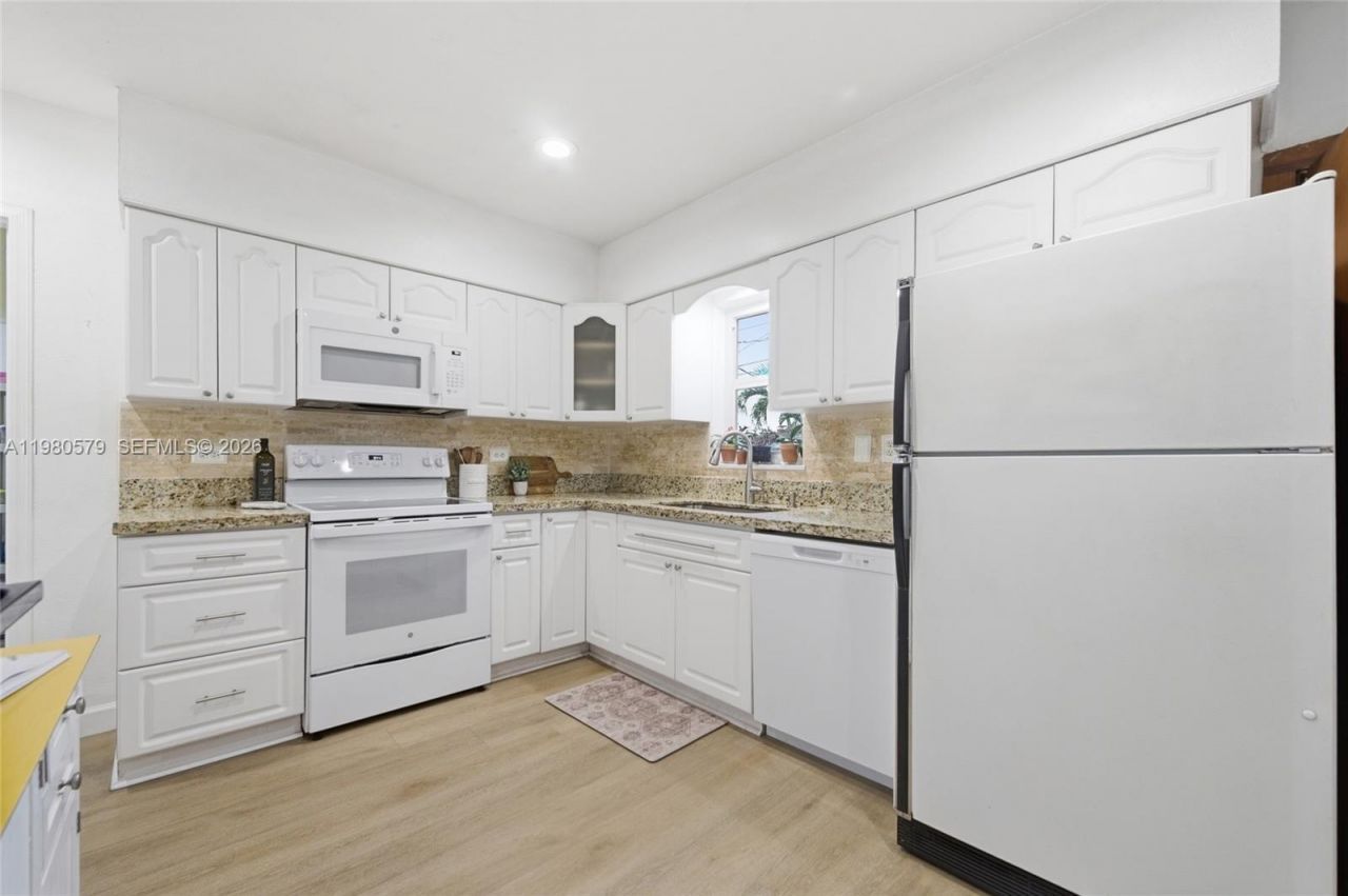 6215 SW 20th St, Miramar, FL 33023 Photo