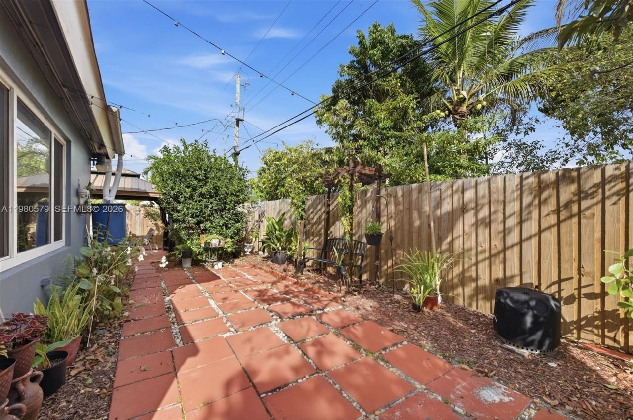 6215 SW 20th St, Miramar, FL 33023 Photo