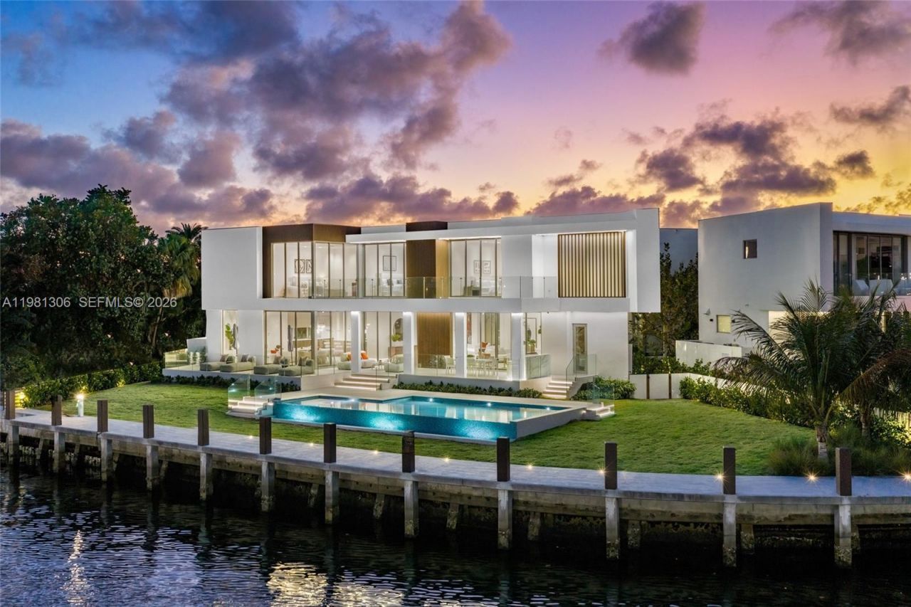 503 Palm Dr, Hallandale Beach, FL 33009 Photo