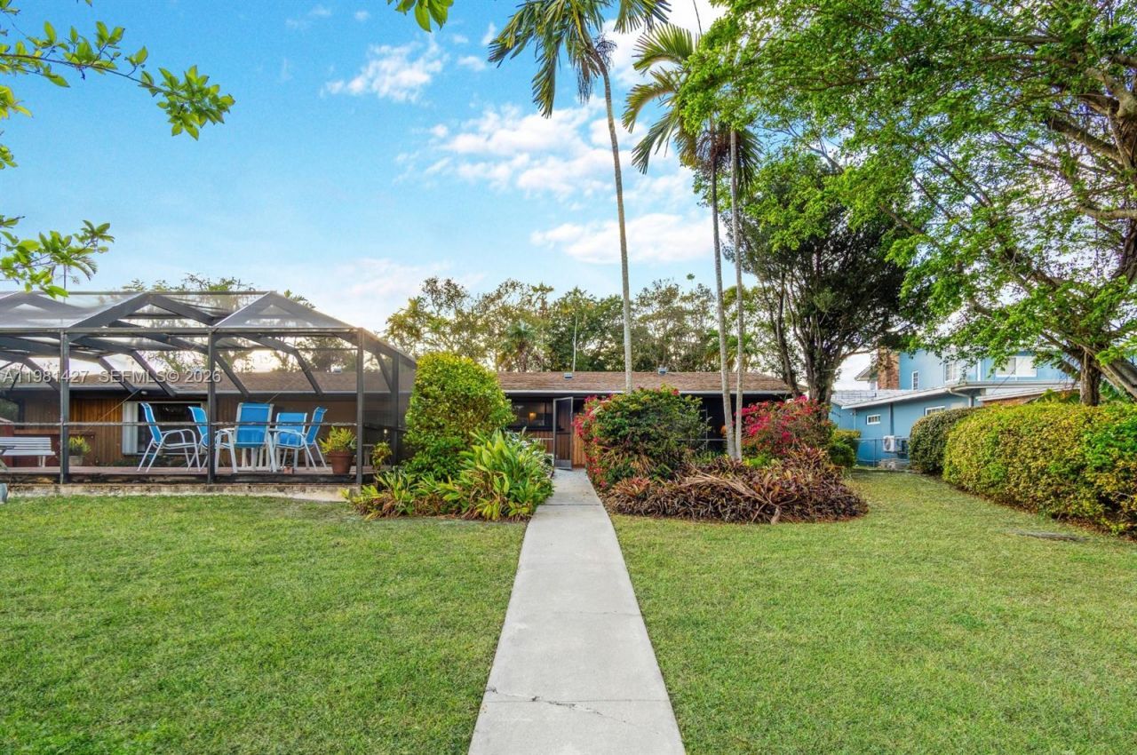 4725 SW 89th Ave, Miami, FL 33165 Photo