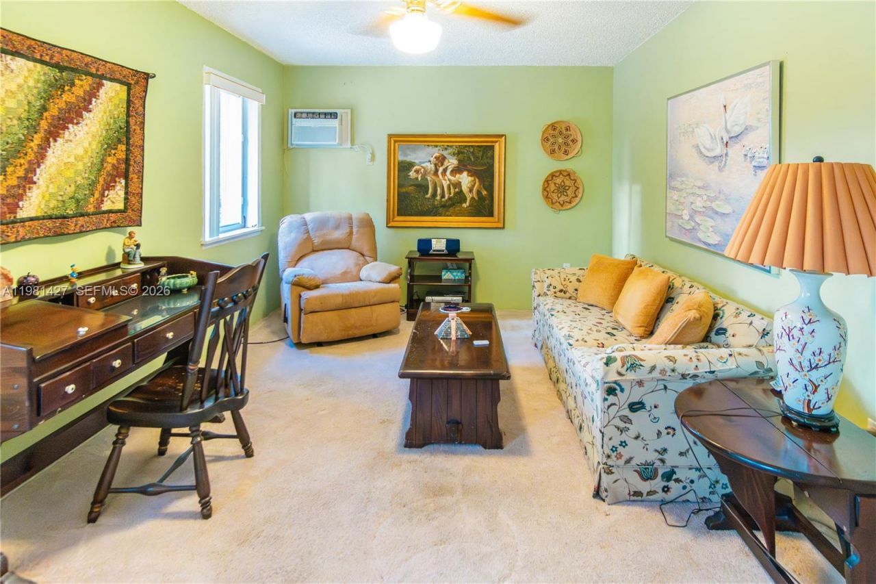 4725 SW 89th Ave, Miami, FL 33165 Photo