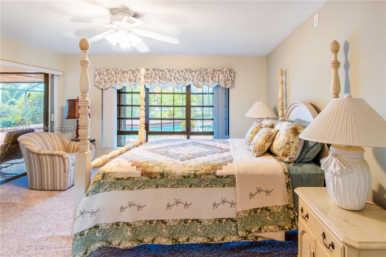 4725 SW 89th Ave, Miami, FL 33165 Photo