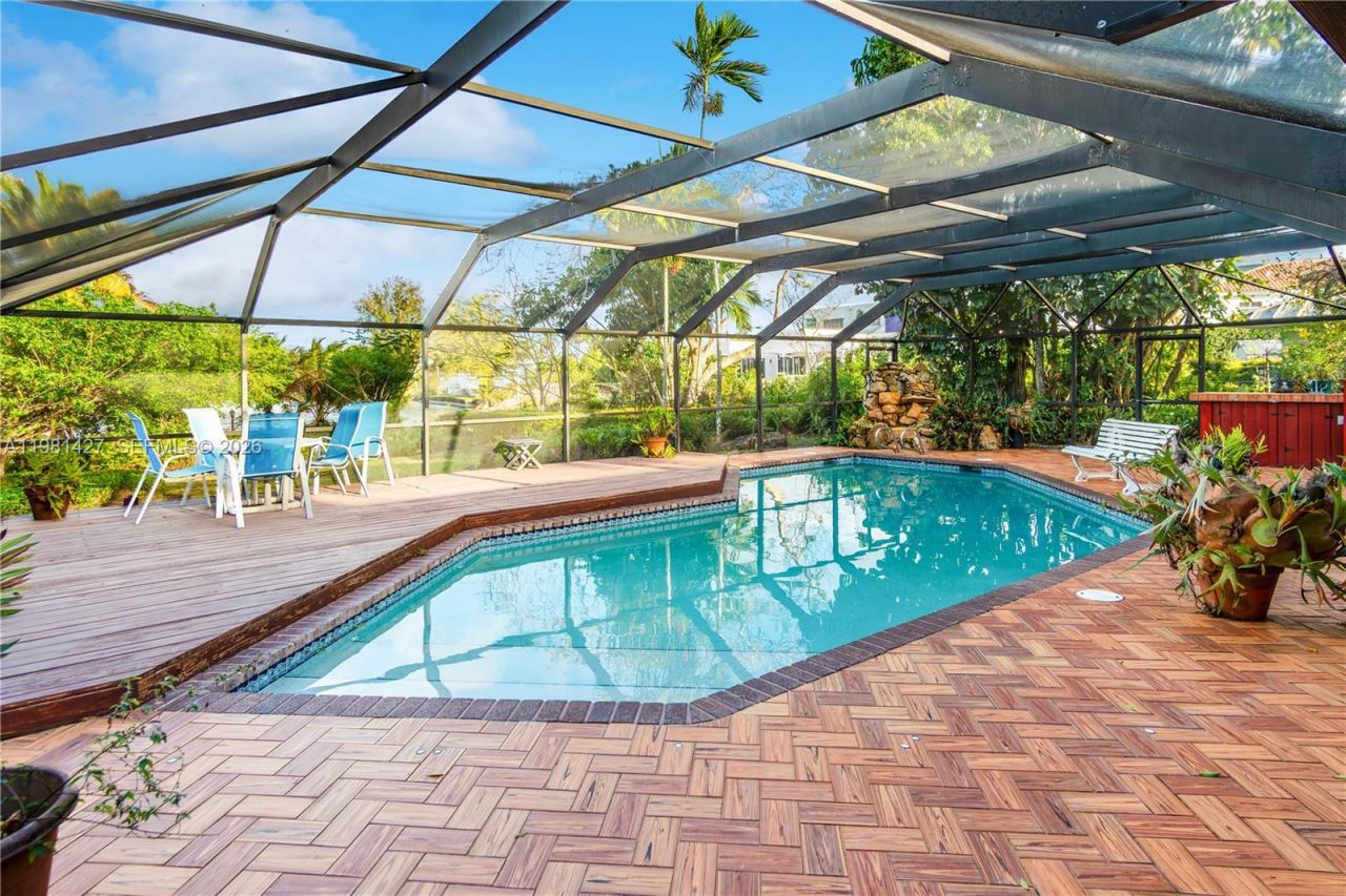 4725 SW 89th Ave, Miami, FL 33165 Photo